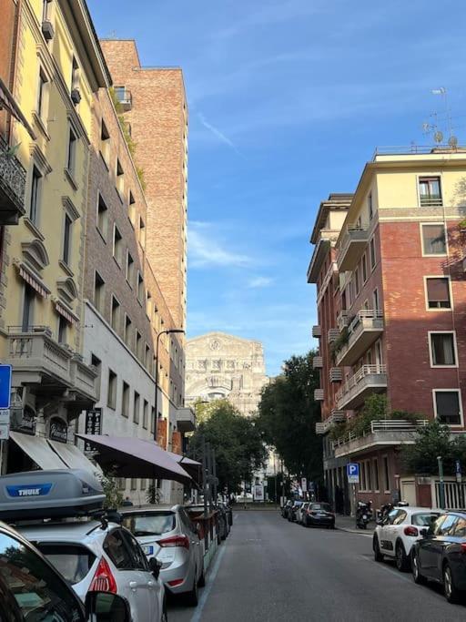 Tarra Place Milano Esterno foto
